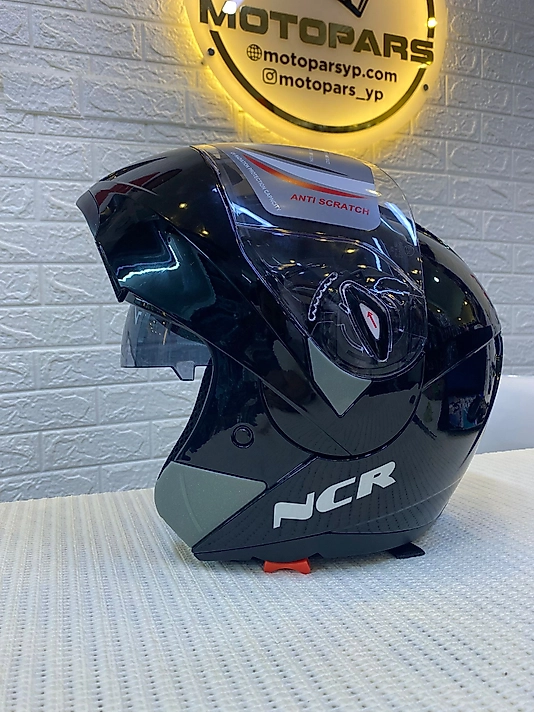 NCR-158 ÇENE AÇILIR GÖZLÜKLÜ PARLAK SİYAH-S